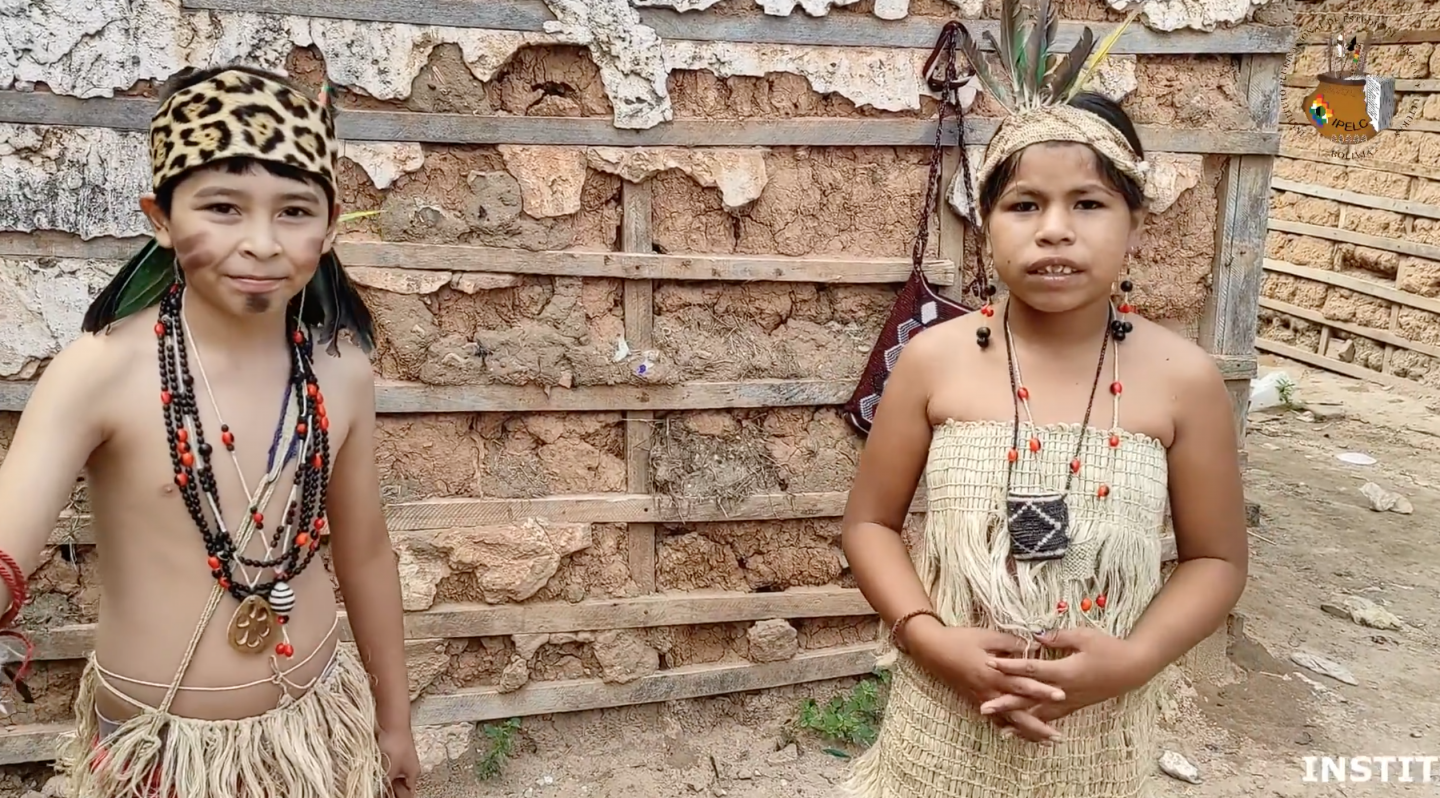 Nuestras Voces, Nuestra Identidad